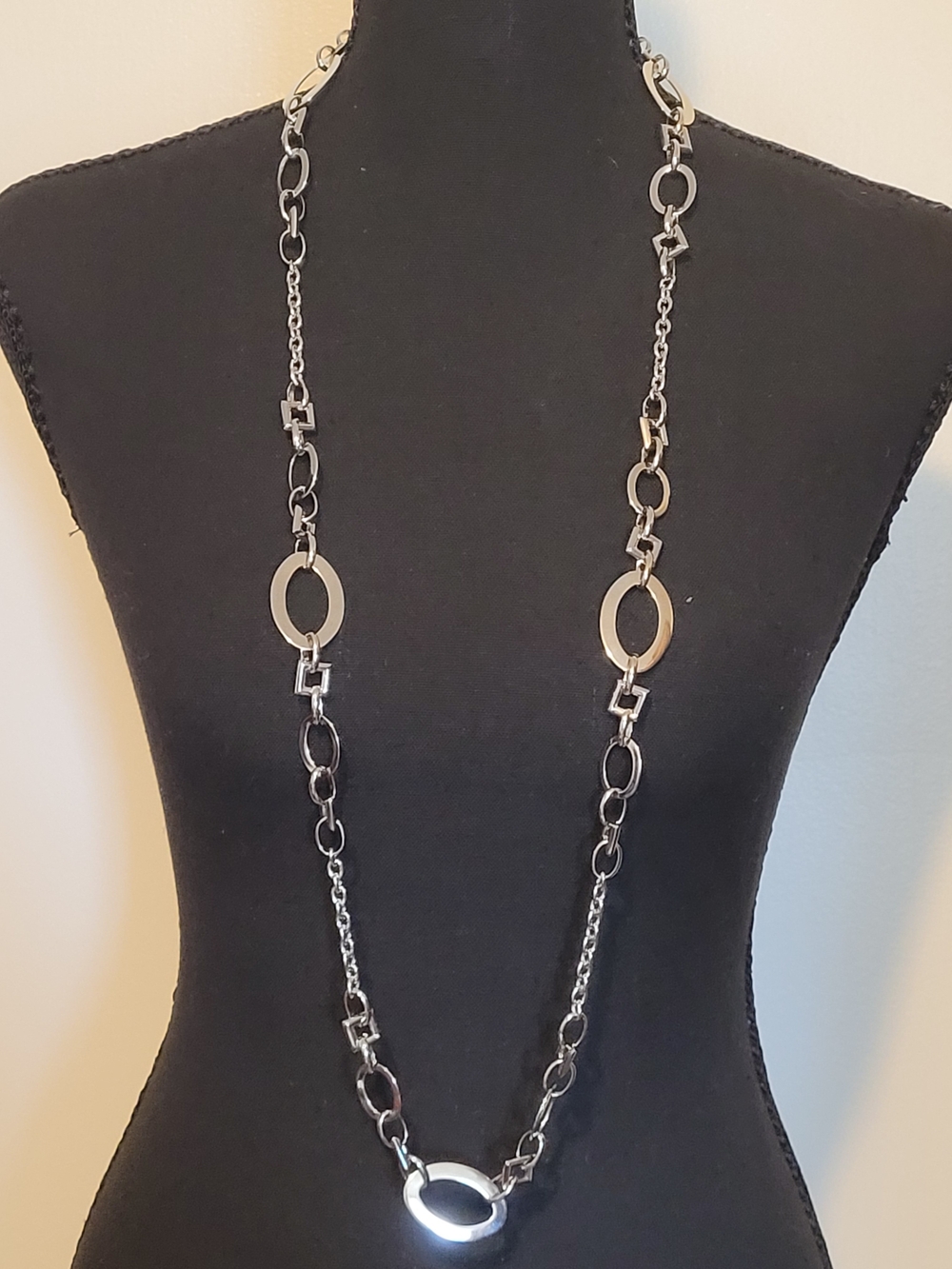 Lia Sophia Silver Tone Geometric Open Link Oval Square Necklace 40" - 44" Adj.